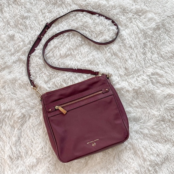 Michael Kors | Jet Set Nylon Gabardine Messenger Bag - Picture 1 of 10